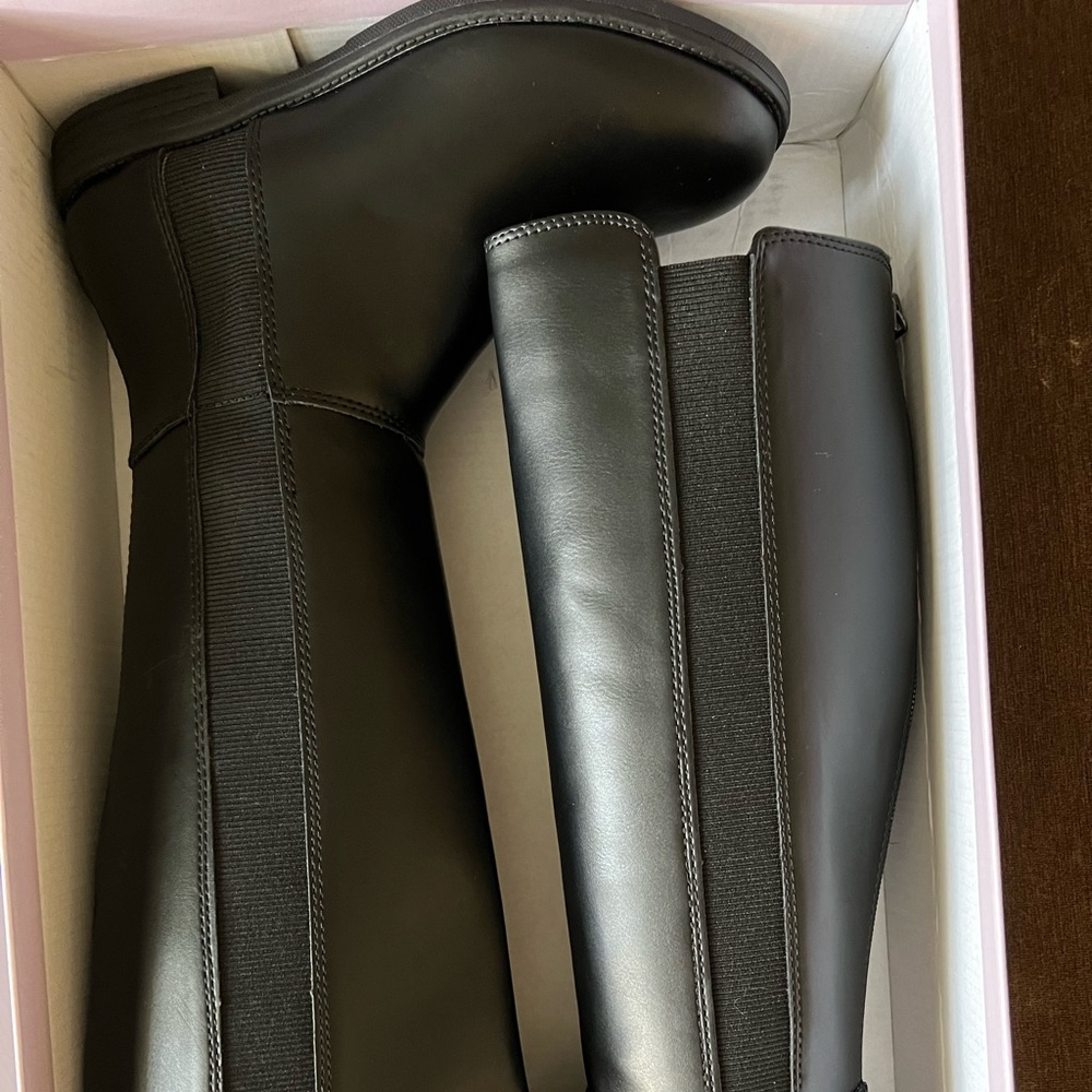 Madden Girl Riding Boot - Size 2 - New In Box - Picture 2 of 4
